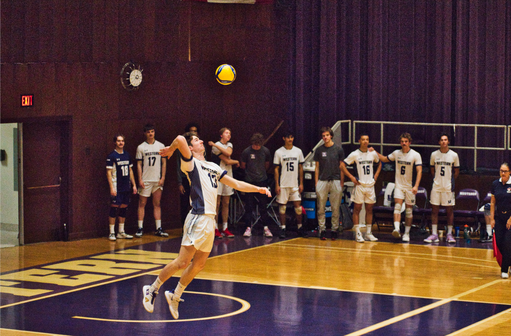 Volleyball: Trent Excalibur 3